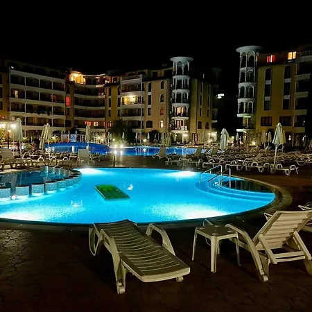 Royal Sun Romantic - 5 Min To The *