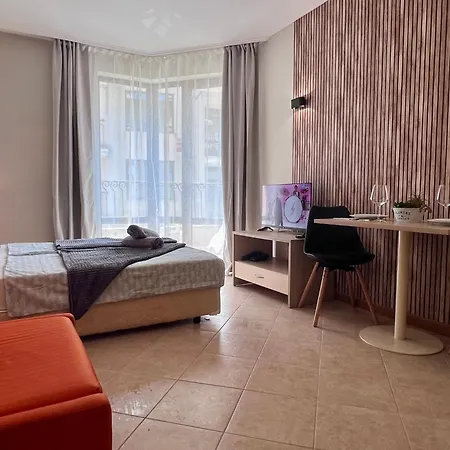 Royal Sun Romantic - 5 Min To The Sunny Beach