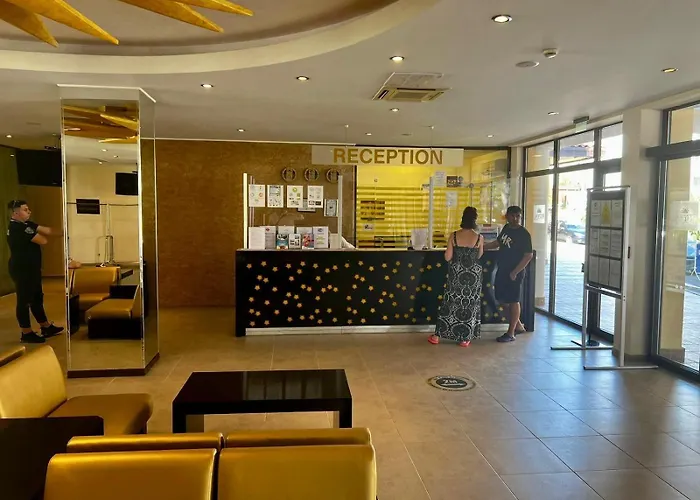 Апартаменты Royal Sun Romantic - 5 Min To The *