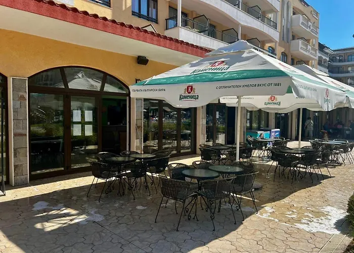 Royal Sun Romantic - 5 Min To The Солнечный берег