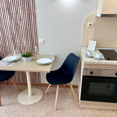 Royal Sun Romantic - 5 Min To The Apartman *