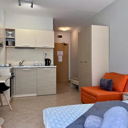 Royal Sun Romantic - 5 Min To The Apartman *