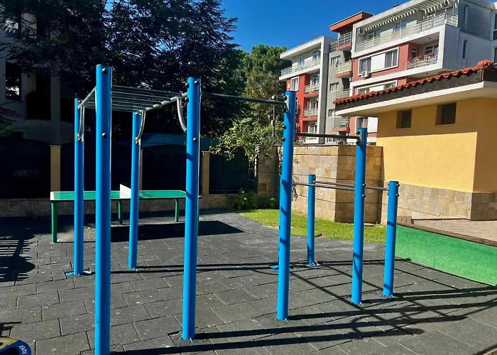 Royal Sun Romantic - 5 Min To The