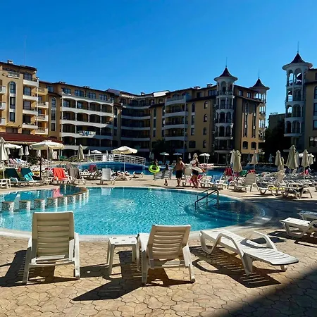 Royal Sun Romantic - 5 Min To The